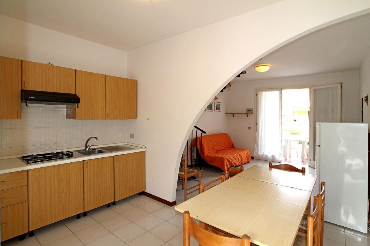 Villaggio Luna Uno Apartment