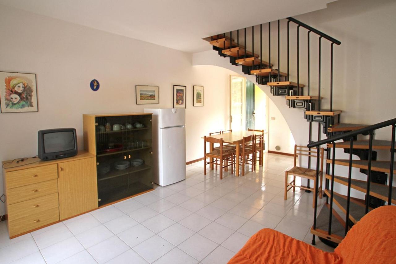 Villaggio Luna Uno Apartment